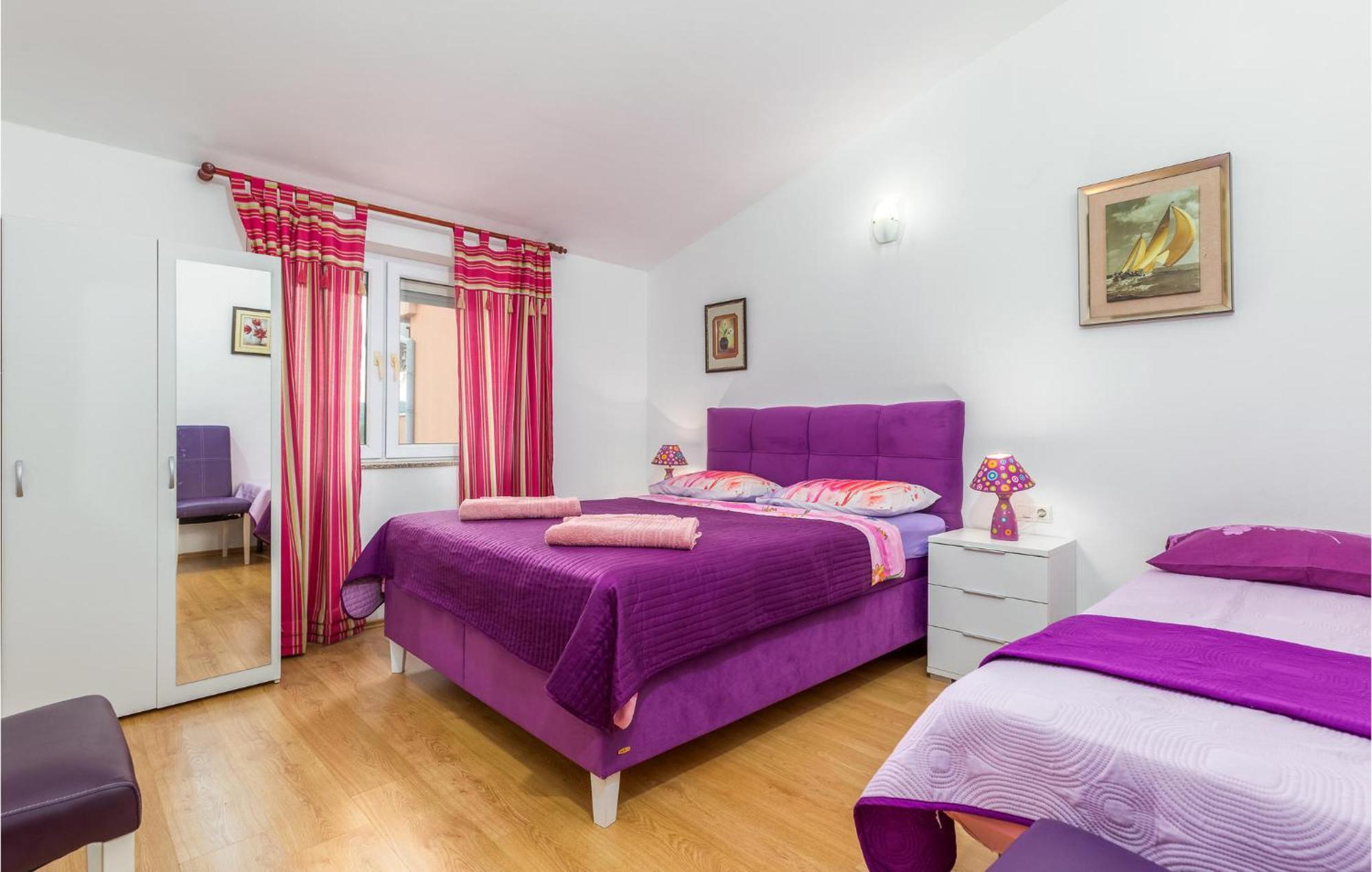 2 Bedroom Stunning In Apartmán Pula
