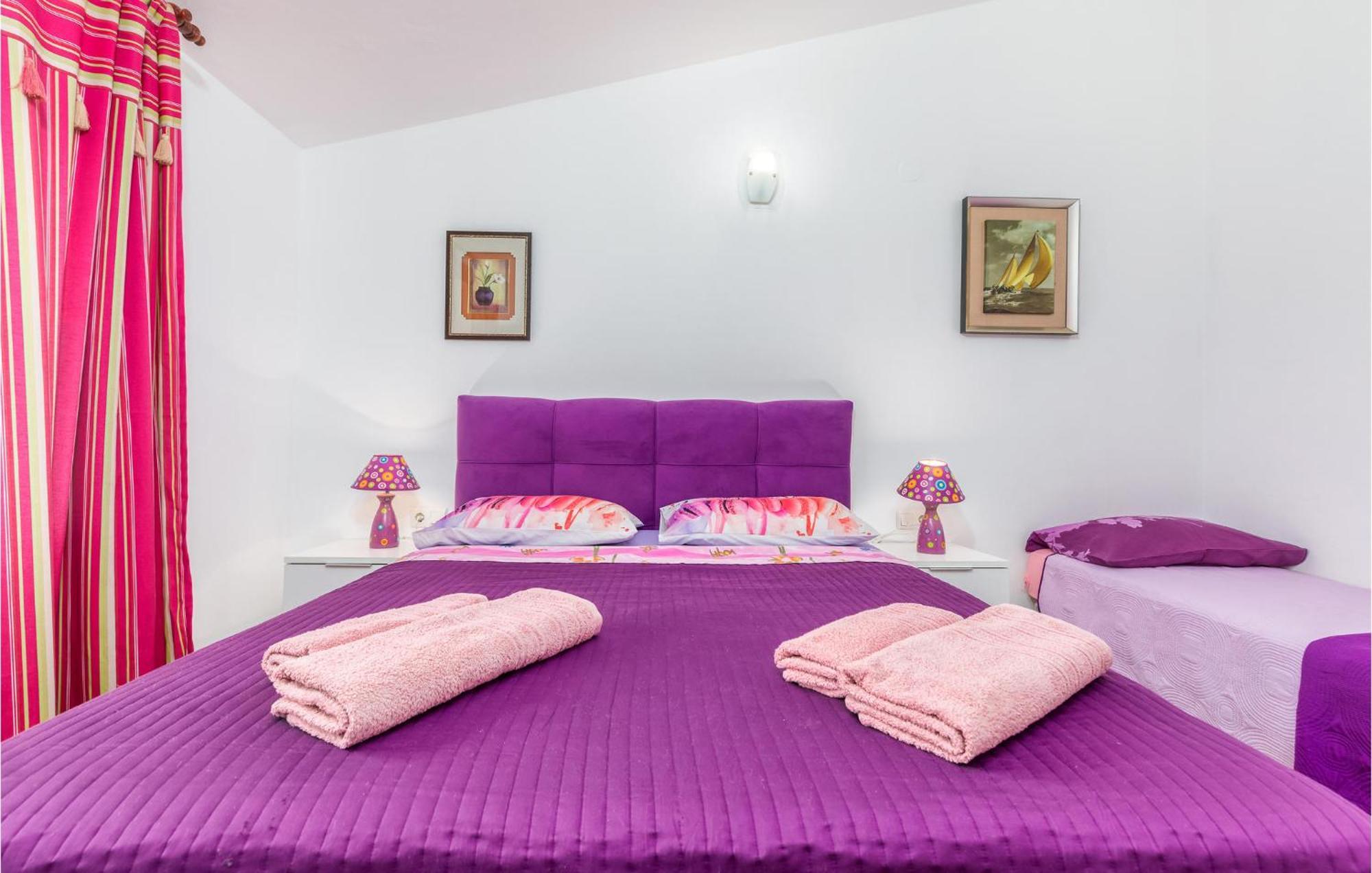 2 Bedroom Stunning In Pula